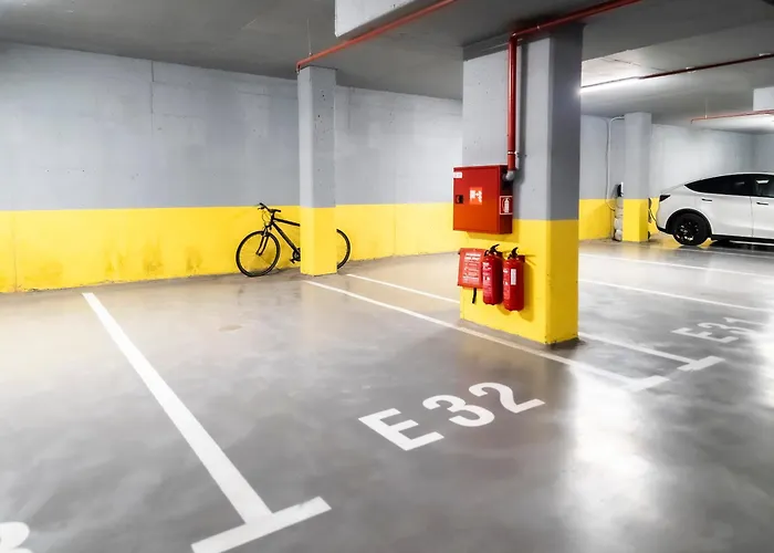 Апартамент Arena Mall Galleria Securities Parking 3 *