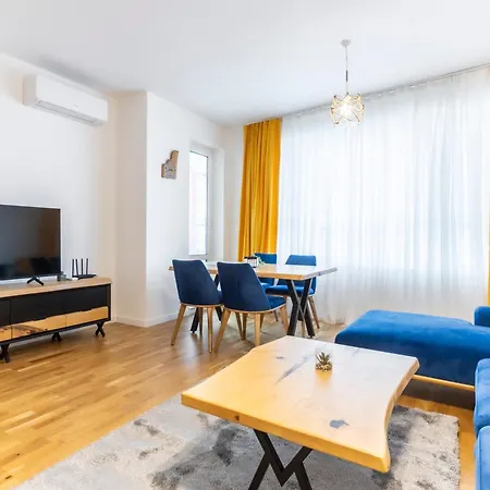 Arena Mall Galleria Securities Parking 3 *